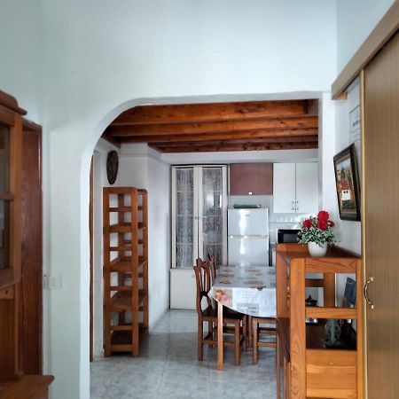 Casa Antonia Reyes, A La Sombra De Famara Apartment Munique Luaran gambar