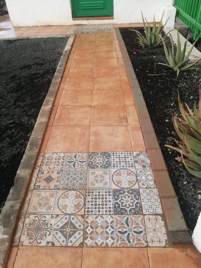 Casa Antonia Reyes, A La Sombra De Famara Apartment Munique Luaran gambar