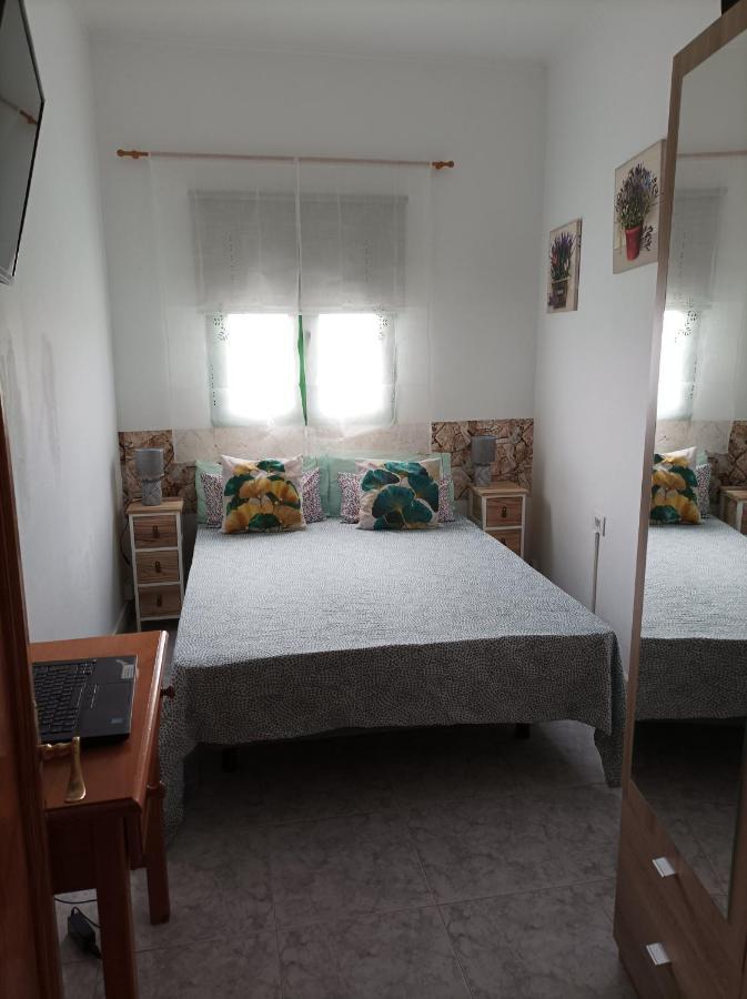 Casa Antonia Reyes, A La Sombra De Famara Apartment Munique Luaran gambar