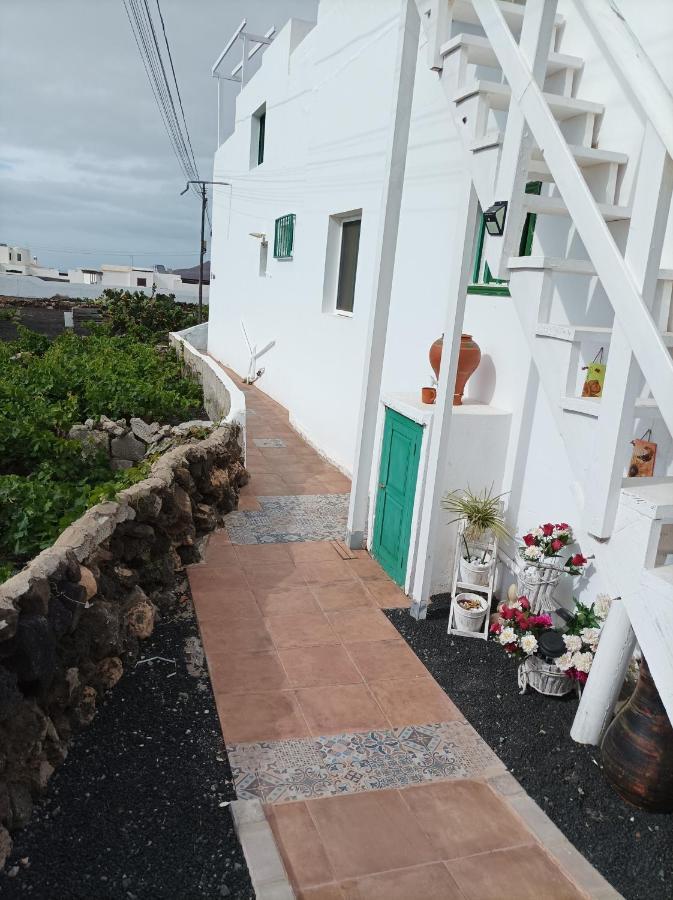 Casa Antonia Reyes, A La Sombra De Famara Apartment Munique Luaran gambar