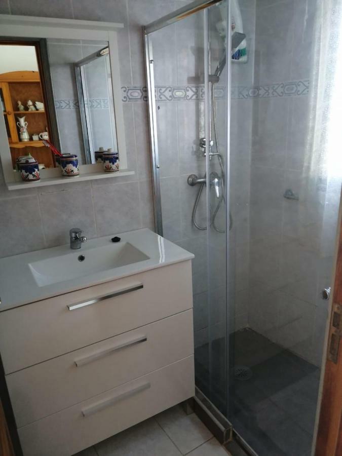 Casa Antonia Reyes, A La Sombra De Famara Apartment Munique Luaran gambar