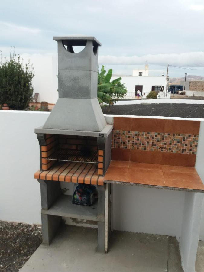 Casa Antonia Reyes, A La Sombra De Famara Apartment Munique Luaran gambar